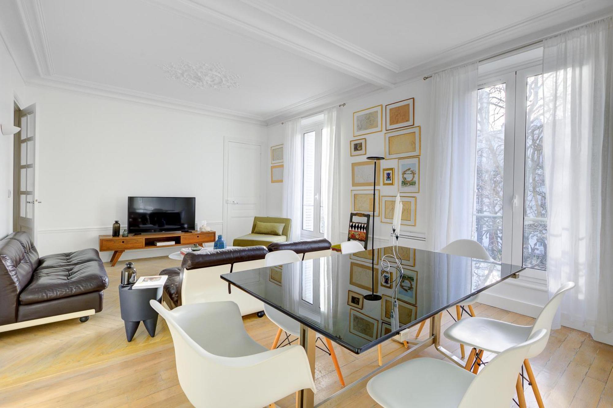 Lumineux Place Du Commerce Apartment Paris